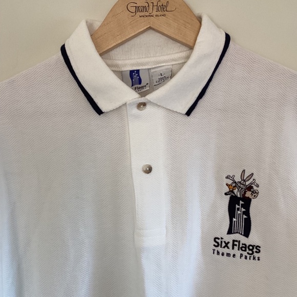 Six Flags Theme Park Looney Tunes Polo Shirt Mens Sz L Bugs Bunny Daffy Duck USA - Picture 2 of 14